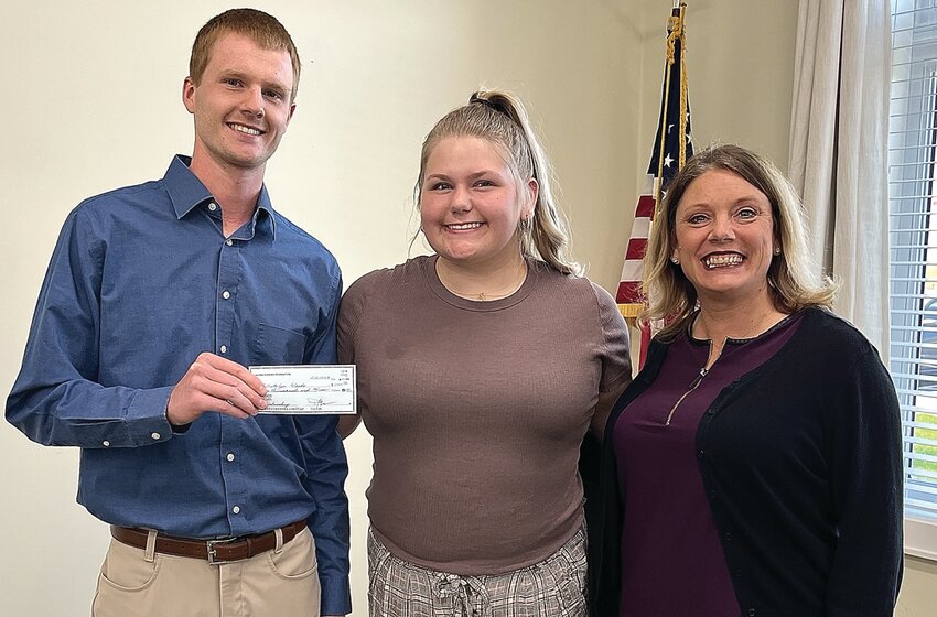 On Tuesday, May 9 the Kiwanis Club of Galena presented two $1,000 scholarships to Galena High School seniors Kaleb Muehleip and Katelyn Weide. Katelyn plans to attend IUPI this Fall and will be studying American Sign Language (ASL) and Early Childhood Education. Kaleb Muehleip plans to attend Minnesota West Technical College and will be taking courses to become a lineman. From left: Austin Gerlich, President of Kiwanis Club of Galena, Katelyn Weide and Stacy Bouldoukian, Vice President of Kiwanis Club of Galena.