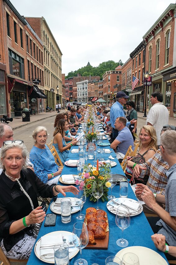 140 visitors and area residents attending the Outstanding in the Field event filled nearly a block-long section of Galena&rsquo;s Main Street on Wednesday, August 2.