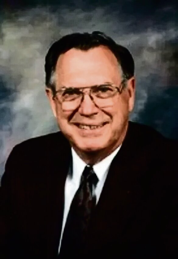 Dr. Niles Kevern