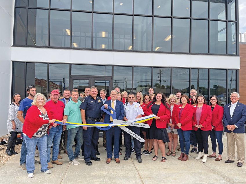 City Hall Ribbon Cutting  Donna Braymer/Staff&nbsp;&nbsp;&nbsp;  The Harrison Regional Chamber of Commerce ambassadors participated in a ribbon cutting at the new City Hall/Public Safety site on Thursday, Sept. 22.