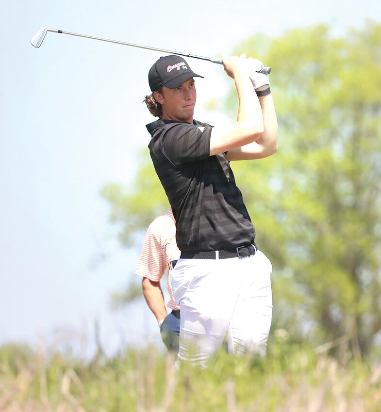 Hillsboro High School grad Alex Eickhoff finished 12th at the Ohio Valley Conference golf tournament this year, but the Southern Illinois-Edwardsville junior-to-be has his sites set an even better finish this coming season.