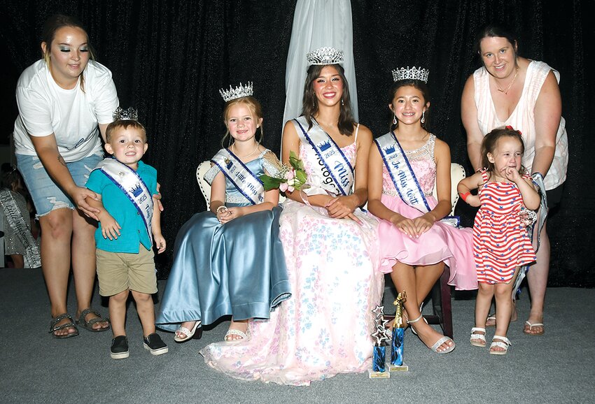 Pictured above, from the left are Tiny Mr. Witt Colt Porter and his mom Kassie Price, Little Miss Witt Indi Flowers, Miss Witt Brynn Connor, Junior Miss Witt Kaelin Cress and Tiny Miss Witt Charleigh Camp with her mom, Kennah Camp.