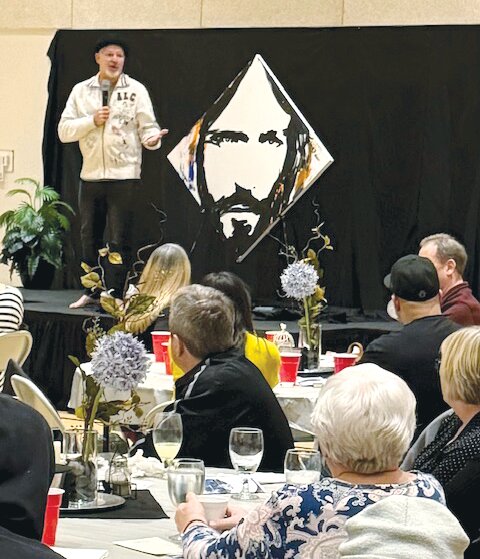 The Passion Painter Andy Raines provided his testimony at the gala, as well as a painting demonstration.