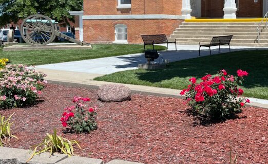The Historic Courthouse in downtown Hillsboro is the home of four brand new benches this spring. There are two in the front, pictured above, and two on the side. The benches were purchased for more than $2,600 by the Big Dawg Dare organization, based in Litchfield. The benches are now in place on the grounds, and were delivered and assembled by Imagine Hillsboro volunteers.   In addition, the county purchased new paint for the flower planters on the Historic Courthouse grounds, and Imagine Hillsboro volunteers gave them a fresh coat of paint for the coming year. Both the county and the City of Hillsboro are both very grateful for the efforts of these two community organizations.
