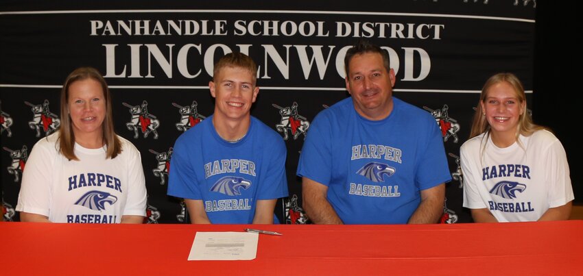 Joined by his parents, Nikki and Monty, and his sister, Tori, Jonah Elvidge announced his decision to continue his academic and baseball pursuits at Harper College on Monday, May 5.