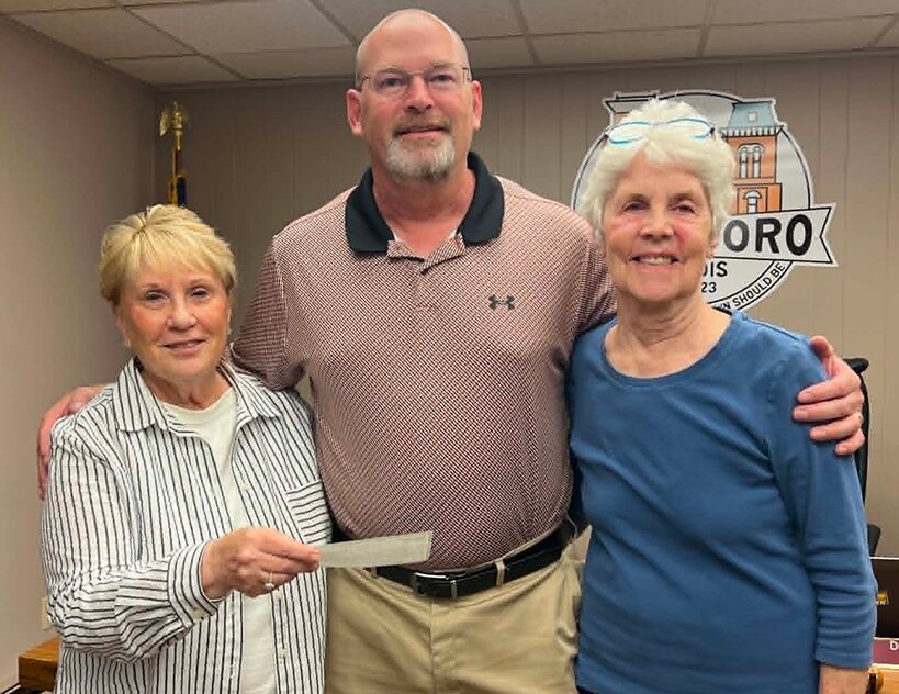 Hillsboro Celebrates Pool Donation - The Journal-News