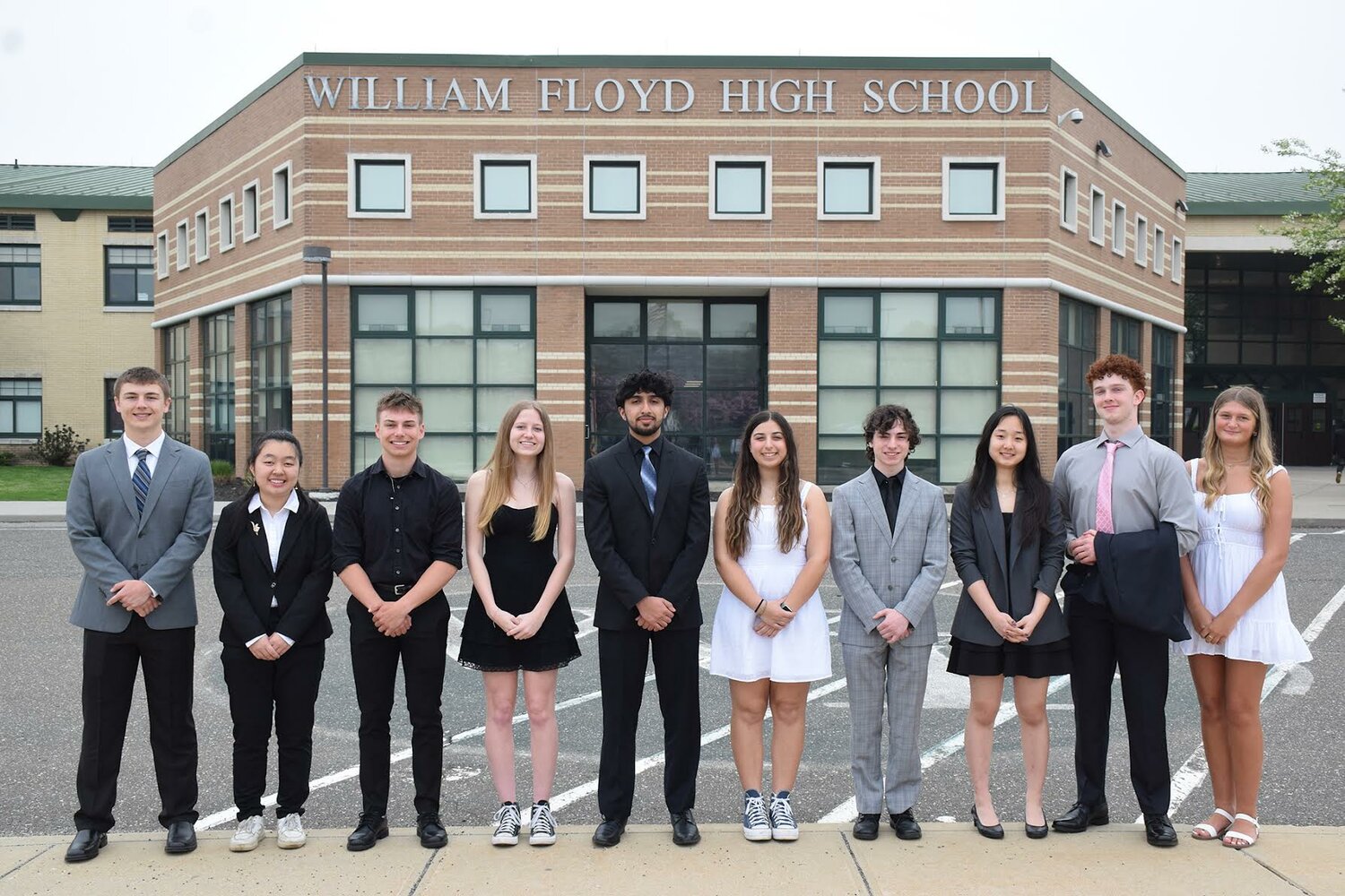 William Floyd High School Class of 2024 | Trihamlet News