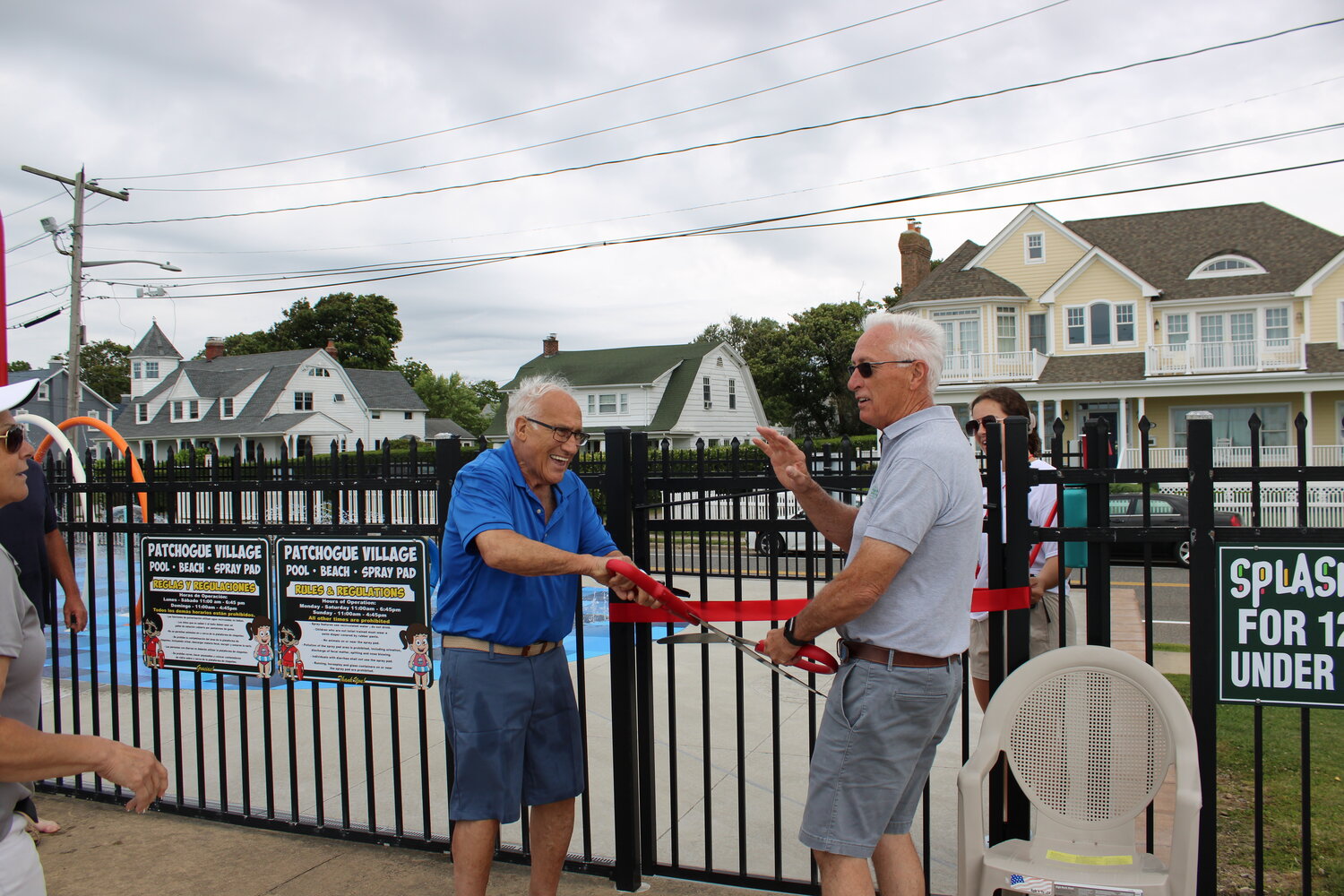 New splash pad opens at Patchogue Beach Club | Trihamlet News