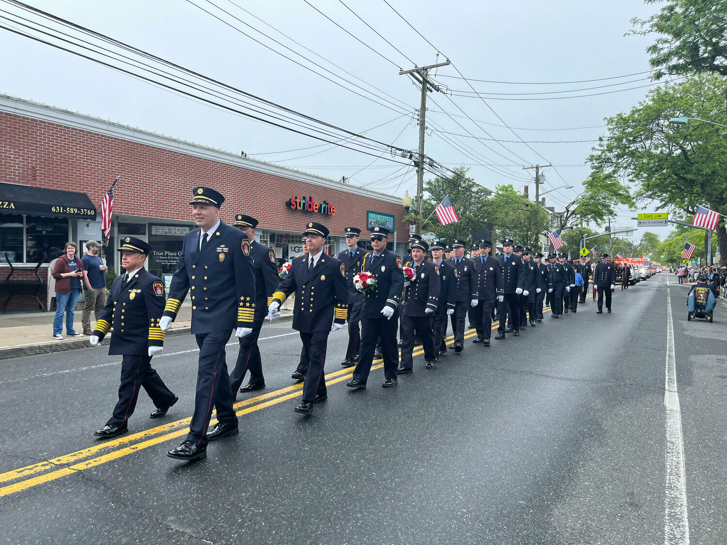 Thank your firefighters, come to the parade! | The Suffolk County News