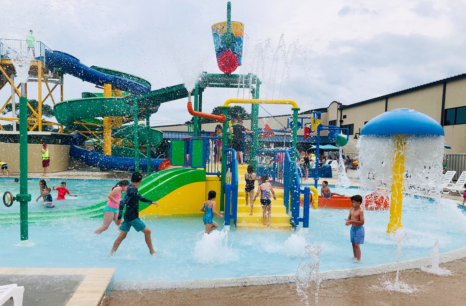 Aqua PARDS Water Park reopens to the public - Livingston Parish News