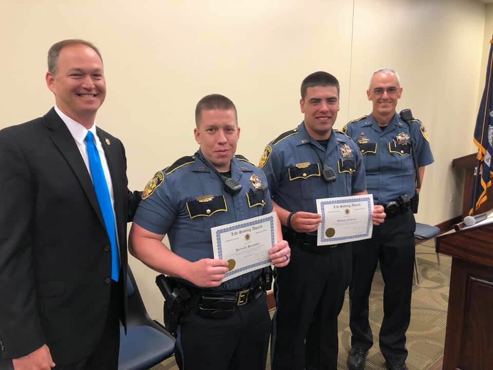 Two Livingston Parish deputies receive LPSO Lifesaving Award ...