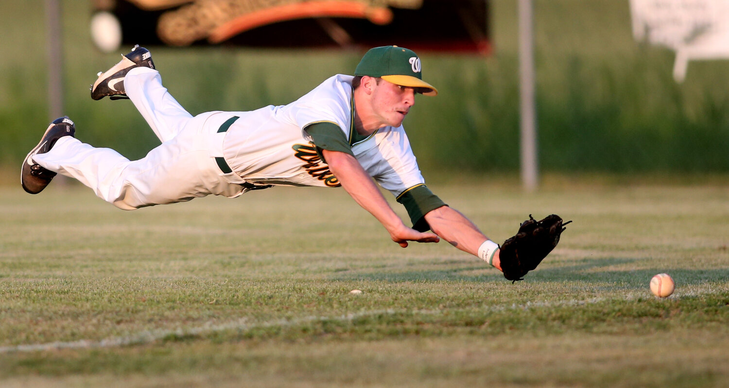 BASEBALL | St. Amant, Schutz stymie Wildcats 2-0 - Livingston Parish News