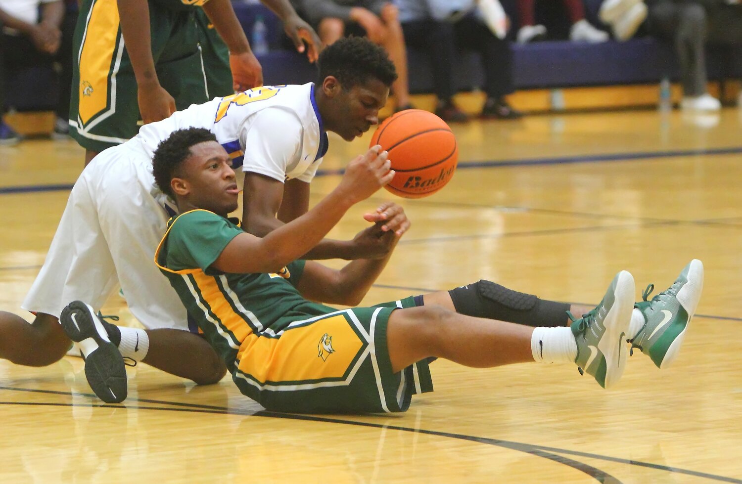 BOYS BASKETBALL | Wildcats finally pull away from feisty Eagles for a ...