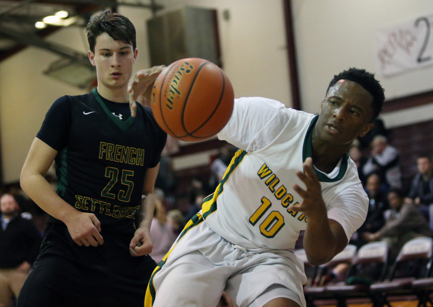 PARISH TOURNAMENT | Wildcats crank up defense to overwelm French ...