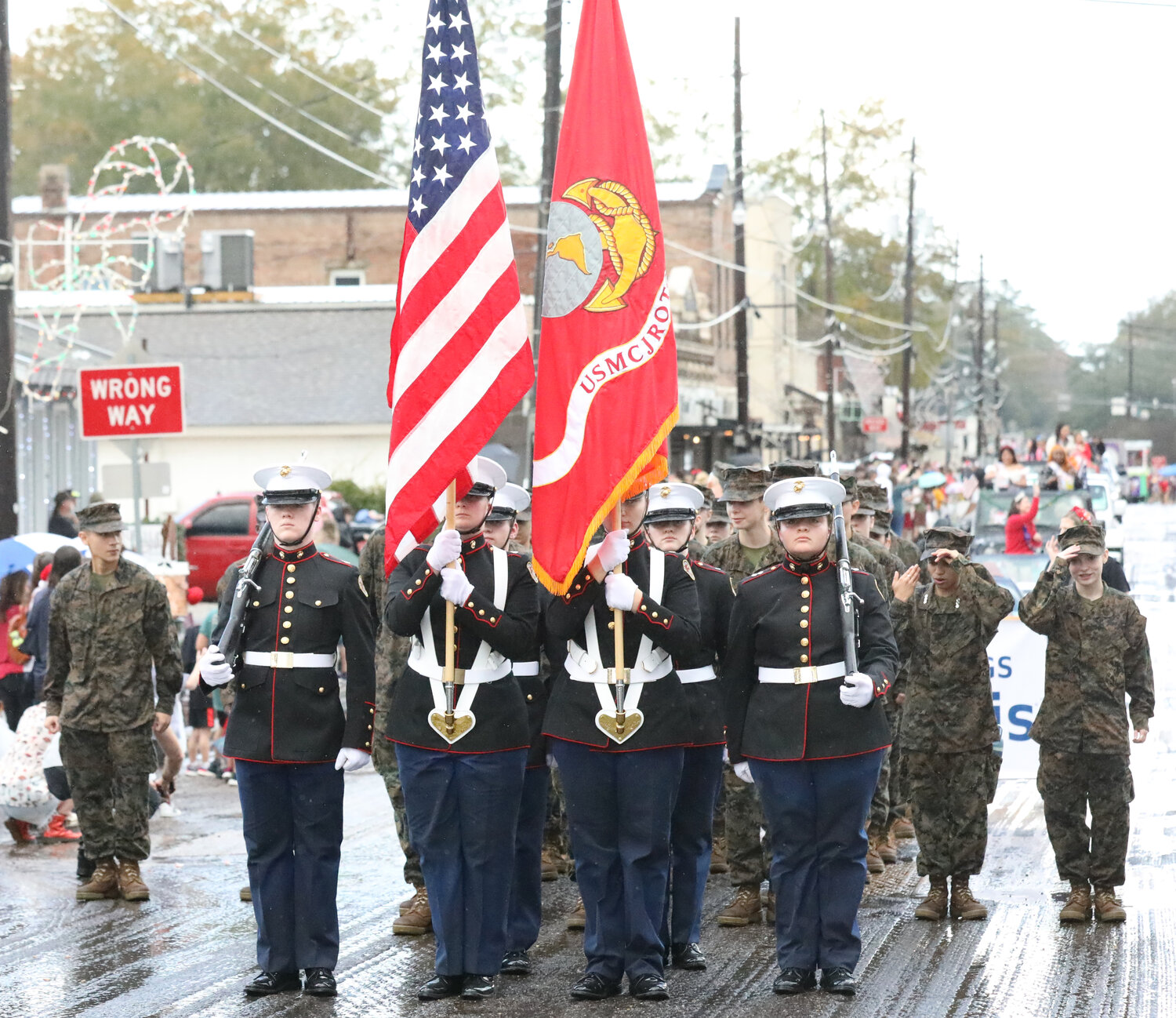 PHOTO GALLERY Denham Springs Christmas Parade 2023 Livingston