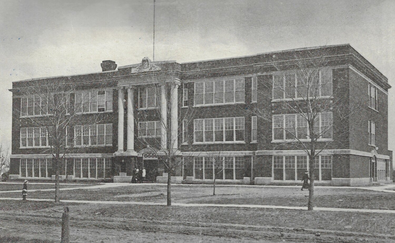 Kenyon School 1915
