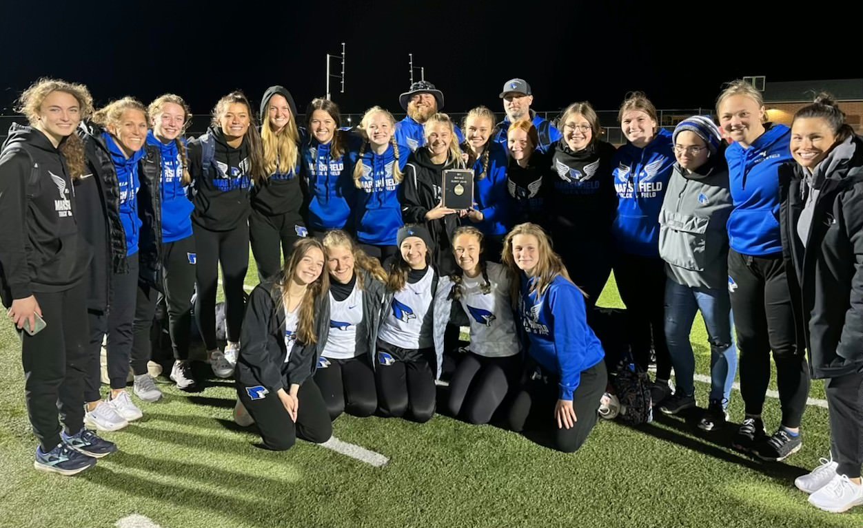 The 2021-’22 Lady Jays Track and Field Athletes win the Big 8 Conference Championship for the second year in a row. 