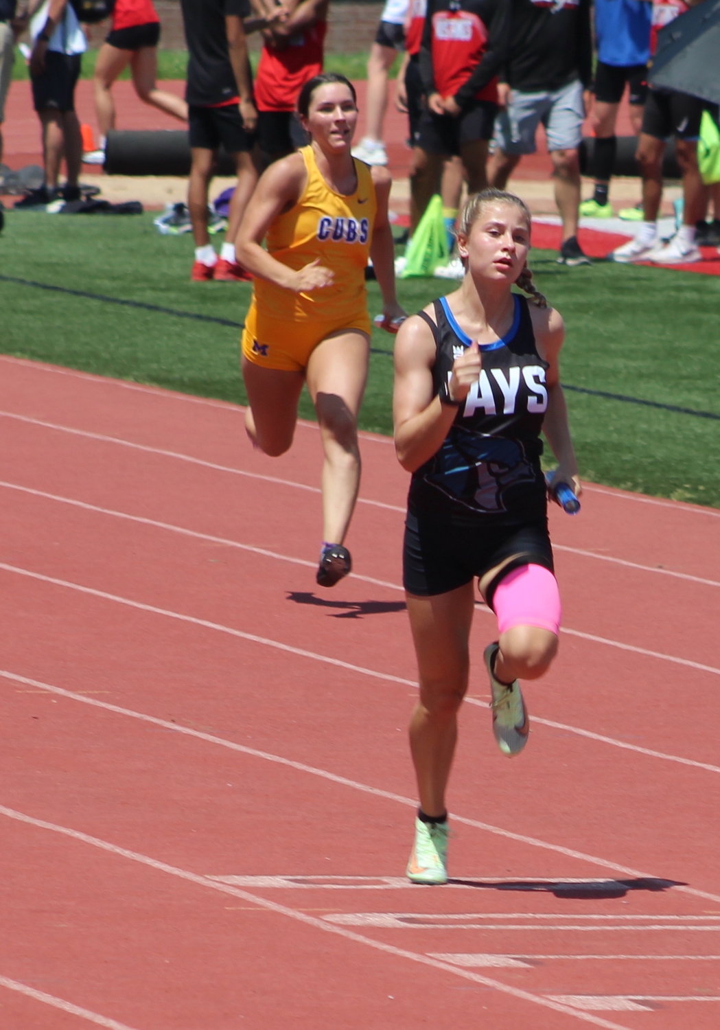 Junior Emma Dinkins finishes 1st for Lady Jays 4x100M at Class 4 District Championship. The 4x100M is composed of Dinkins, Ruby Joiner, Abby McBride and Cassie Fishel. Dinkins and Fishel are both headed to Class 4 Sectional 3 in the 100M and 200M.