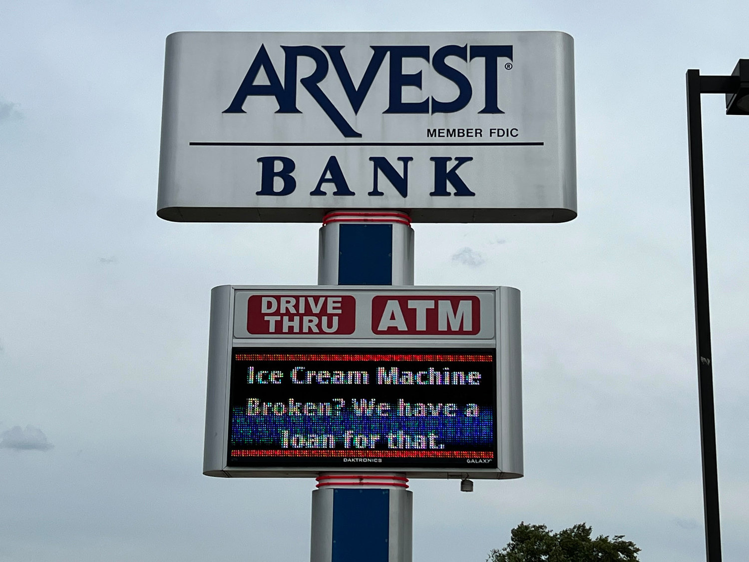 Arvest chimed in with an invite to apply for a loan. According to the comments on Facebook, Arvest was being touted the “winner” of the internet for this sign.
