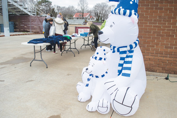 Inflatable polar bears welcomed plungers and onlookers.