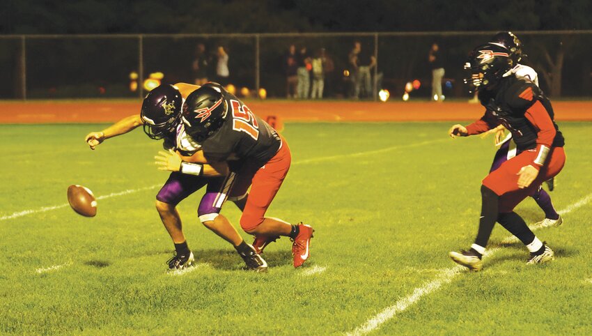 Caleb Nix sacks Wickenburg’s quarterback.