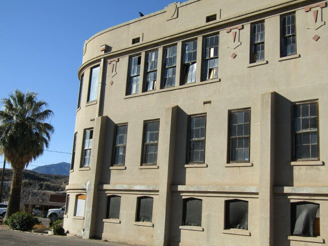 David Sowders/Arizona Silver Belt With recent City Council approval of a rezoning request, a plan to convert the abandoned Hill Street School into affordable housing can proceed.