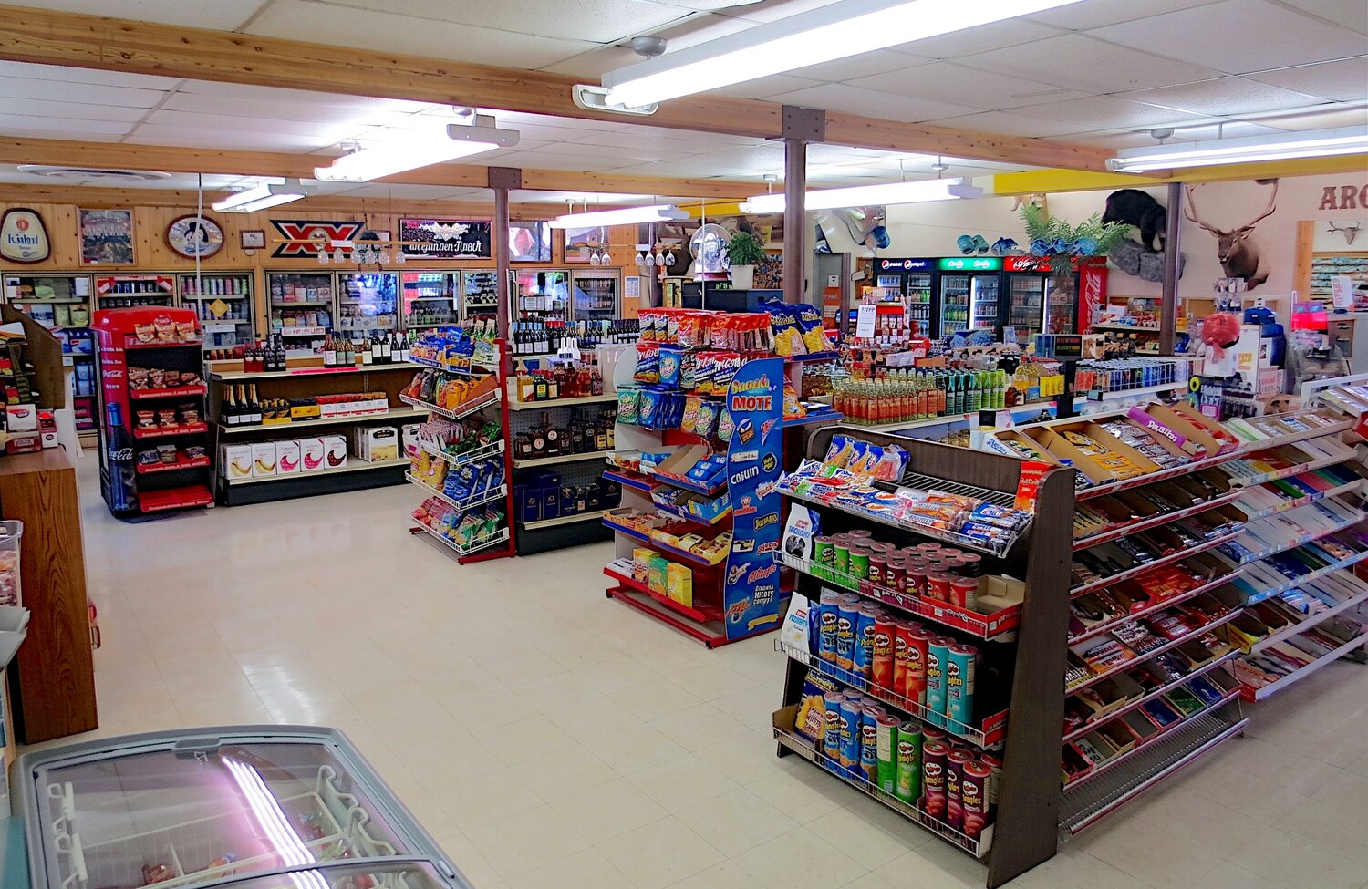 Business Spotlight: From bait to beverages, Stix keeps Lake Powell visitors ready