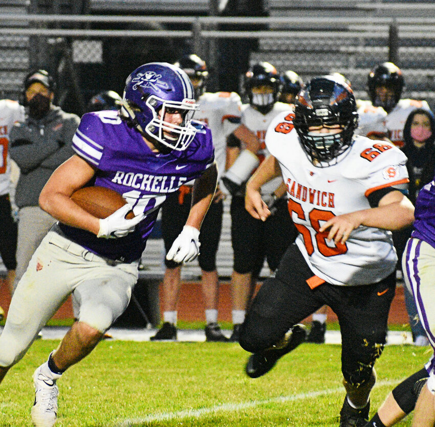 Football: Hubs Stun Sandwich With Fourth-quarter Comeback - The ...