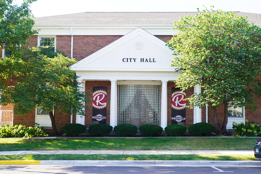 Candidate packets for three four-year full-term council members in the City of Rochelle will be available in the City Clerk’s Office at Rochelle City Hall located at 420 N. 6th St. Petitions may be circulated beginning July 30.