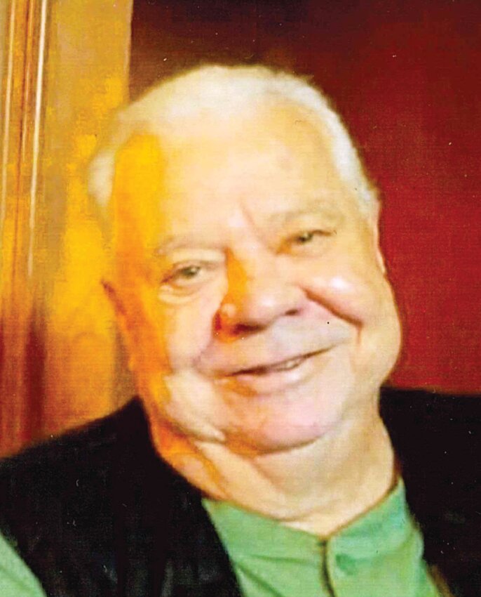 Robert Eugene White