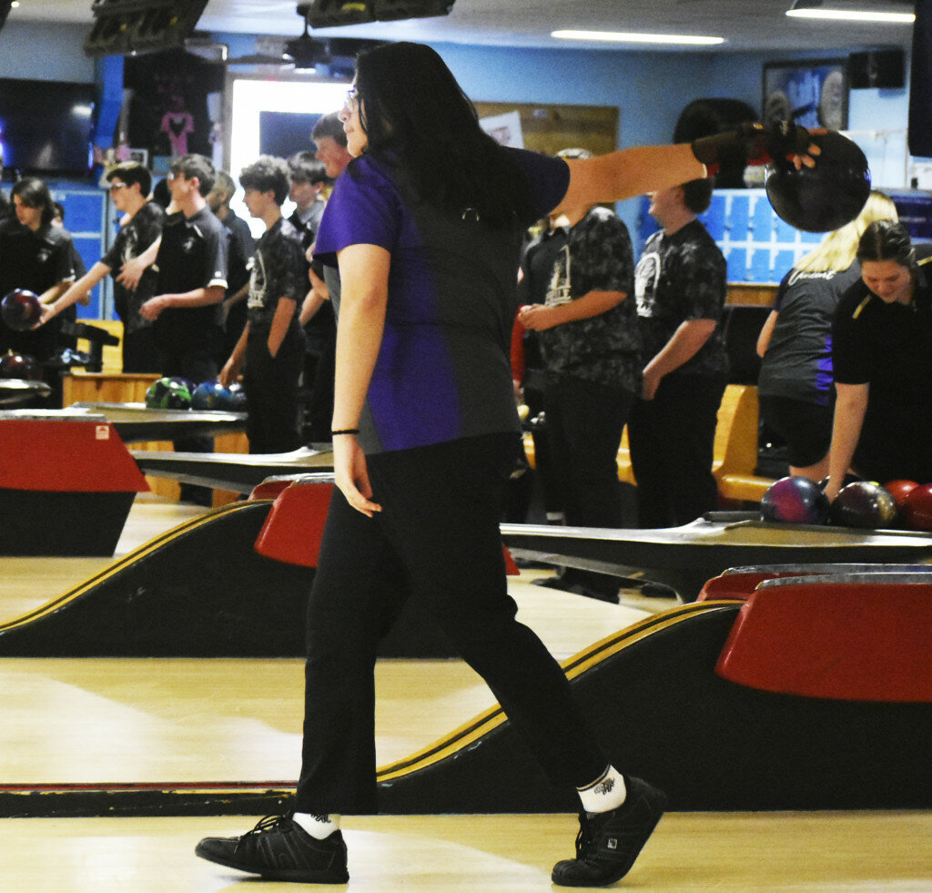 Senior Anahi Alanis prepares to throw a shot during the Rochelle Lady Hub varsity bowling team's match against Sycamore on Tuesday. (Photo by Russell Hodges)