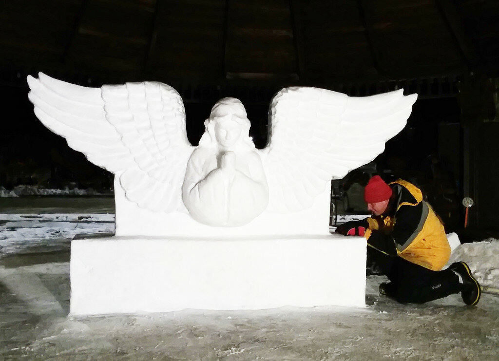 The process began in late January and Volz’s snow angel has been inhabiting the downtown gazebo since. During one day of sculpting, temperatures fell to -22 degrees.