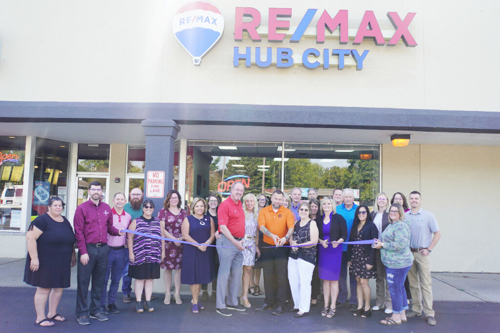 RE/MAX Hub City cut the ribbon on its new location at 136 May Mart. Dr. Wednesday in a ceremony with the Rochelle Chamber of Commerce.