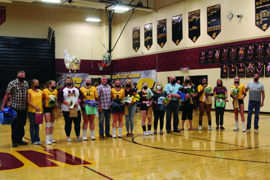 Sports photos Marc Rogers / Journal — 
The seniors and their families.
