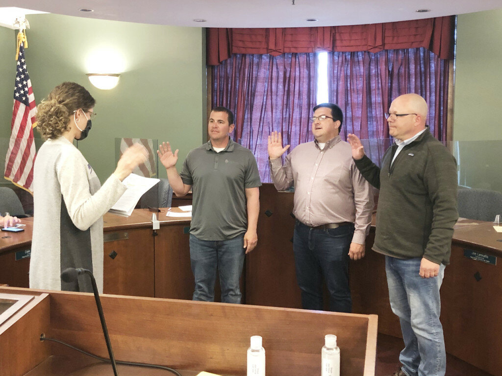 The Flagg-Rochelle Community Park District Board Meeting Monday saw newly-elected and appointed commissioners Tim Hayden, BT Carmichael and Joe Lenkaitis sworn in to their positions.