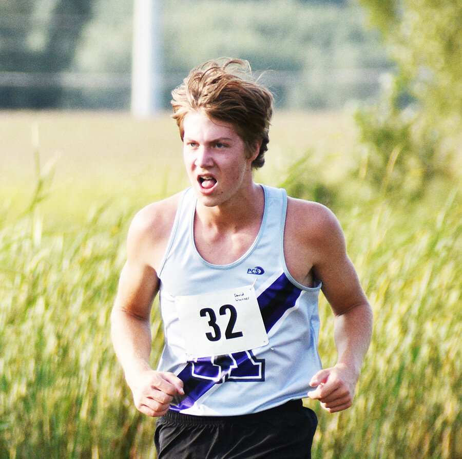 Sophomore David Wanner finished fourth in the fresh-soph race between Rochelle, Belvidere North and Sycamore on Tuesday. Wanner's time of 20:33 was the fastest for any Rochelle athlete in the meet. (Photo by Russell Hodges)