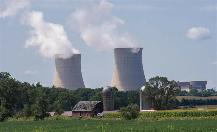 Exelon announced plans to close two nuclear plants next year, including Byron Generating Station in Ogle County. Exelon’s CEO, however, said in a news release the company will “continue our dialogue with policymakers on ways to prevent these closures.” 
Credit: Randy Stukenberg, Rockford Register Star