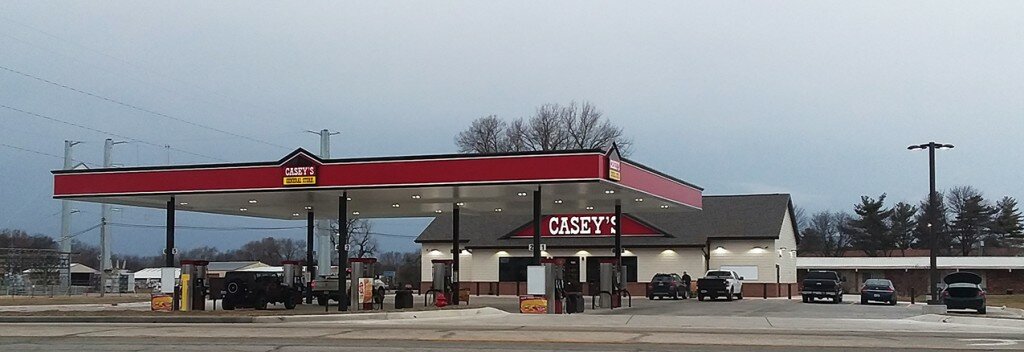 Gordon Woods / Journal
The new Casey’s General Store, located on W. Van Buren Street, near Douglas Dodge, has been celebrating its grand opening.  The Casey’s located on Clinton’s east side also will remain and is scheduled for a remodel.