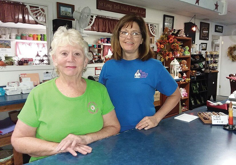 Gordon Woods / Journal
Judy Van Fossen, left, and Jackie Hunt, of The Flower Corner.  The local florist and gift shop is celebrating its 20th anniversary.