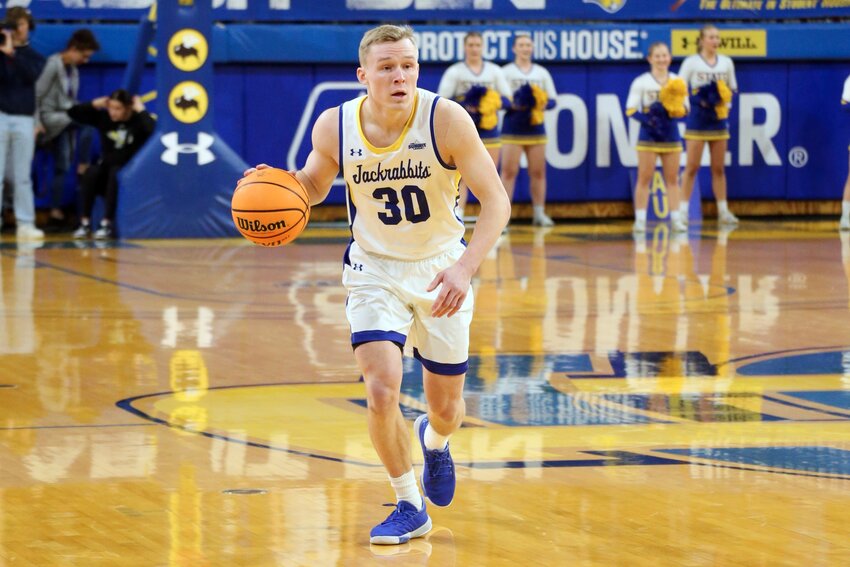 South Dakota State's Charlie Easley dribbles the ball during a 77-72 win over St. Thomas on Saturday at Frost Arena in Brookings
