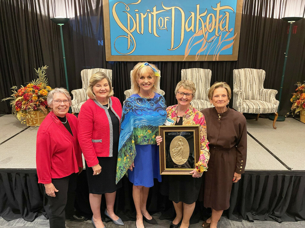 courtesy photo
Julie Bell of Brookings, is the 2023 Spirit of Dakota Award winners. She is shown with members of the selection commission, from left, Jacque Sly, Rapid City; Julie Johnson, Aberdeen; Ginger Thomson, Brookings; Julie Bell, Award winner; and Marilyn Hoyt, Huron, Chair, Spirit of Dakota Award Society.