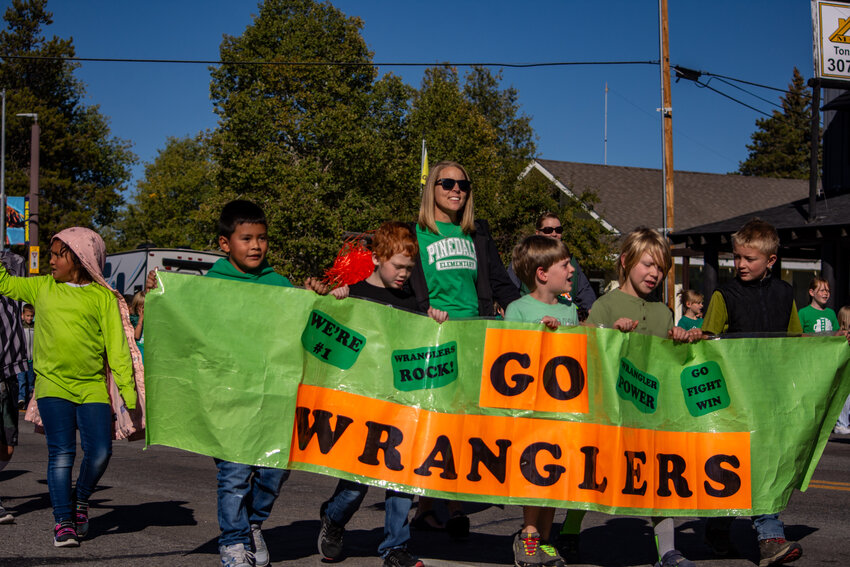 Wrangler fans of all ages are in attendance for the 2024 Homecoming Parade.