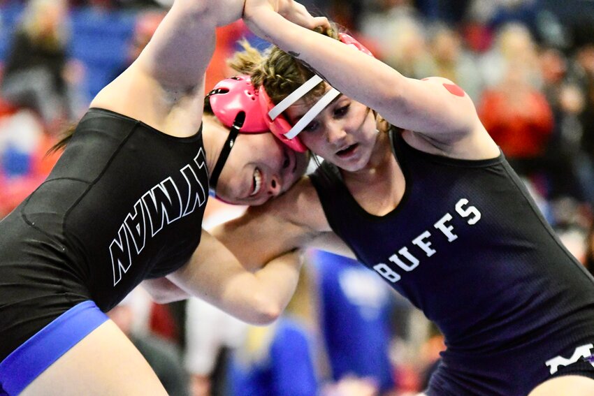 Lady Buffalo Abby Turner — seen here against Lyman’s Peyton Hadden in the 3rd-place match — finished fourth at 135 pounds at Saturday’s 4A West Regional Tourney in Evanston.
