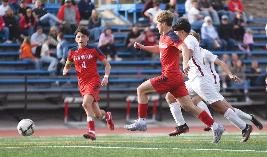 Red Devil keeper Jaeger Liechty makes a nice save during the first half of Thursday’s 2-1 win over Star Valley at Kay Fackrell Stadium. Liechty didn’t allow a goal in real time; the Braves’ lone score came on a penalty kick.