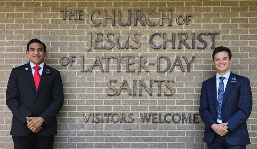 CHOOSING TO SERVE GOD: Two Latter-day Saints missionaries serve ...