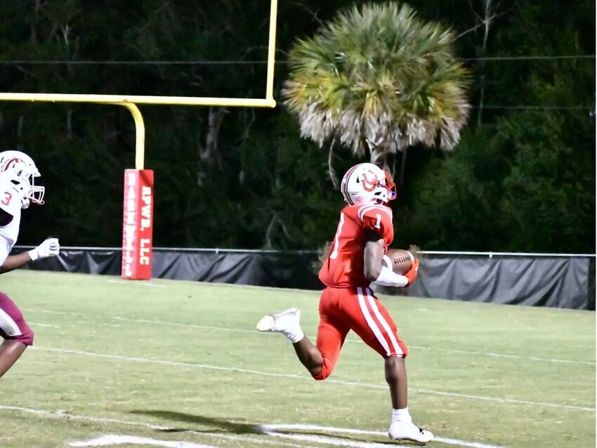 Barnwell's Ja'Quan Peeples broke away for a 36-yard Warhorse touchdown in Barnwell's 31-26 loss to South Aiken.