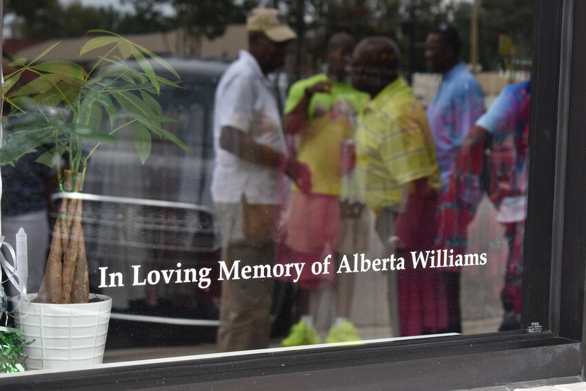 Sistas Closet pays tribute to Alberta Williams, the fifth sister of the family. Her memory lives on with the business.