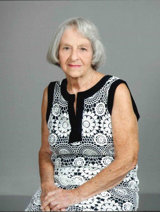 Barbara Hollis Kennerly