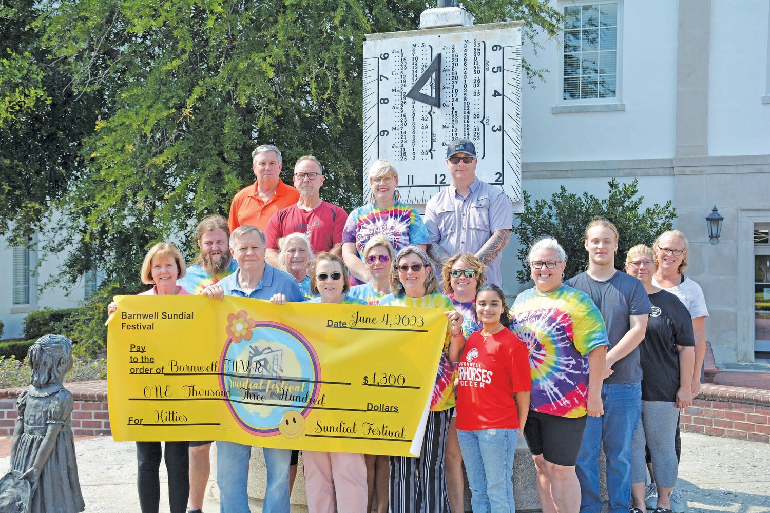 Sundial Festival raises money for cat program - The People Sentinel