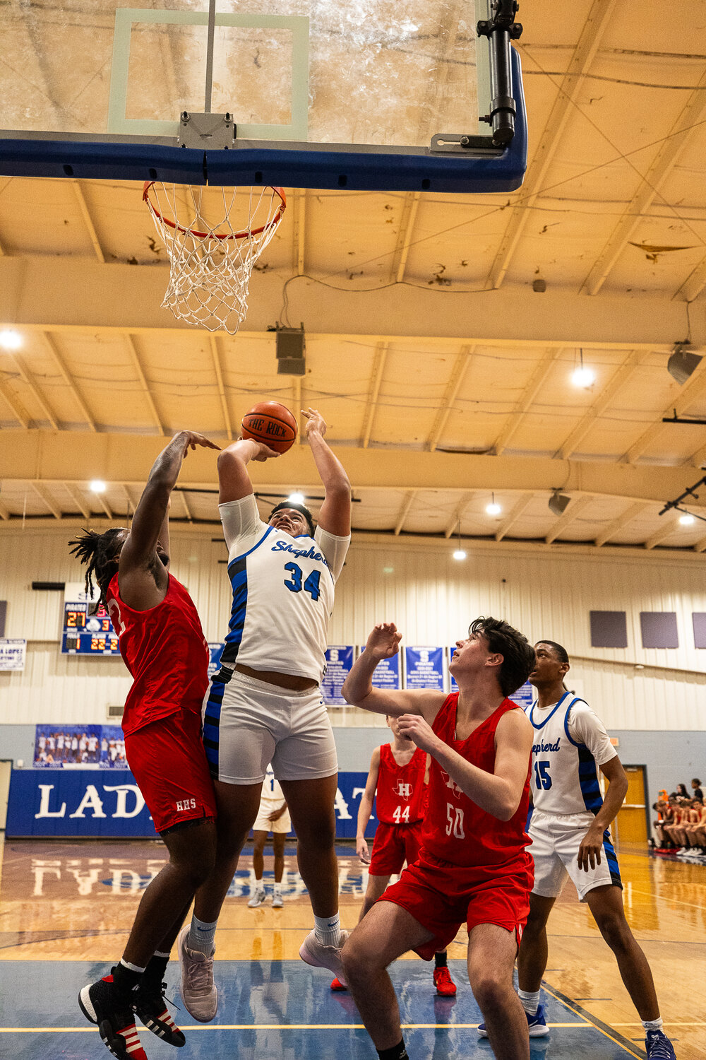 Brayden White posted an excellent 32 points during a district game against the Hargrave Falcons.